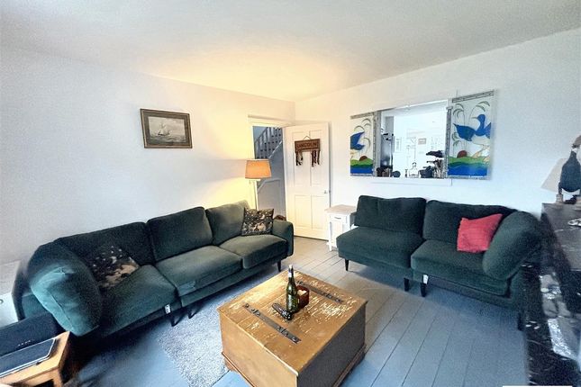 2, Higher Shapter Close, Topsham photo 3