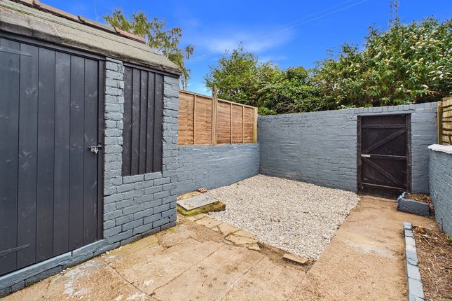 34, Don Street, Doncaster photo 2