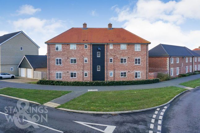 2-bed flat on 21 Scott Close, Norwich, £185,000
