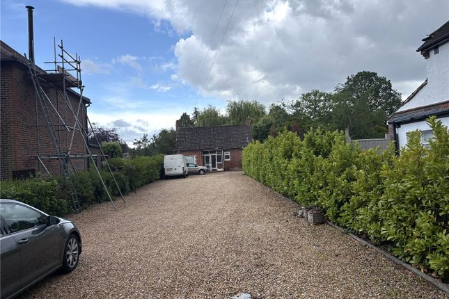 25, Saunders Lane, Surrey photo 4