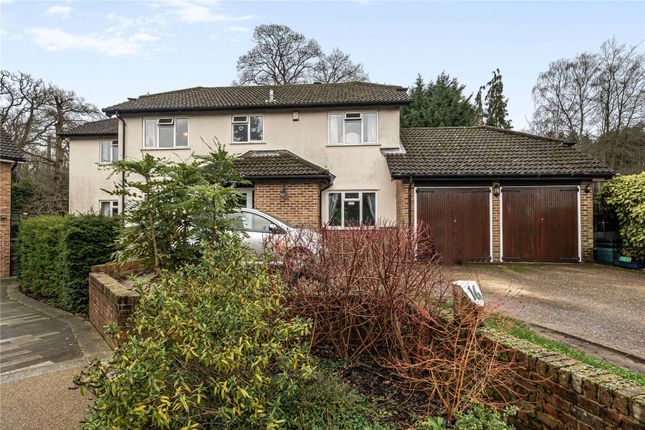 16, Rolinsden Way, Keston photo 2
