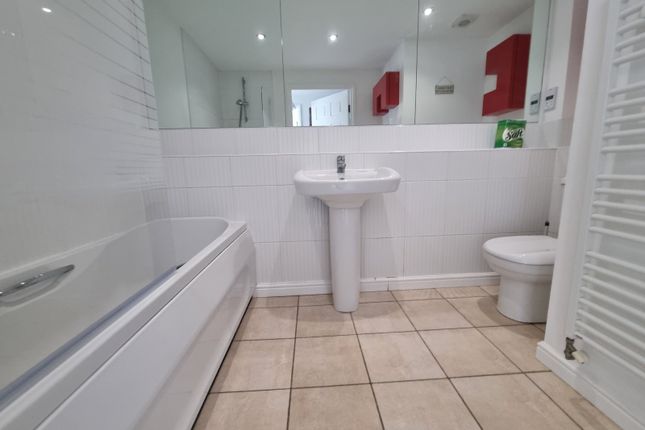Regency Point, Nottingham photo 4