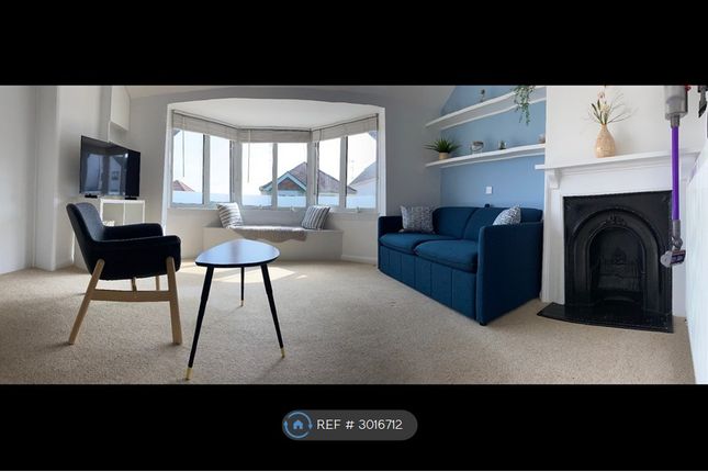 Flat, Coverdale Woodmead Road, Lyme Regis photo 3