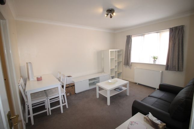 Flat for sale in Woodlands View, Herbert Road, High Wycombe