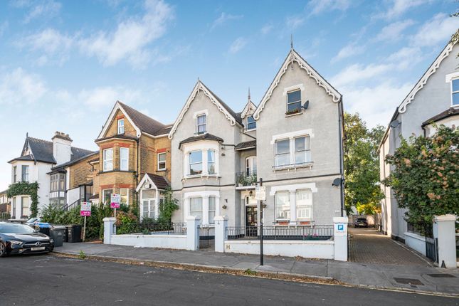2-bed flat on Flat 2, 4, Birdhurst Rise, South Croydon, £285,000