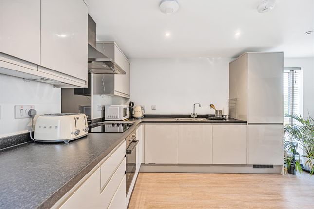 Flat for sale in Colliery Close, Bristol