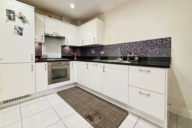 66, Tidman Road, Berkshire photo 2