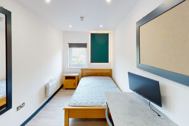 Flat 5, Anolha House, Stepney Lane, Newcastle upon Tyne photo 3