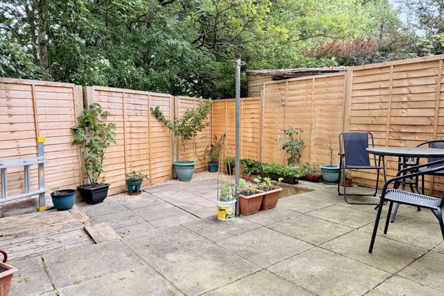 12, Lee Close, Devon photo 2
