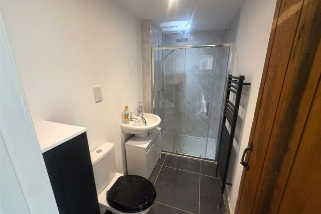 31A,, Broad Lane, Bristol photo 2