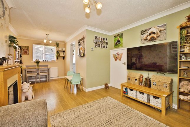26, Hamdon Close, Stoke-Sub-Hamdon photo 4