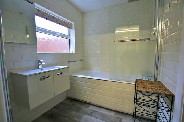 5, Market Place, Colnbrook photo 5