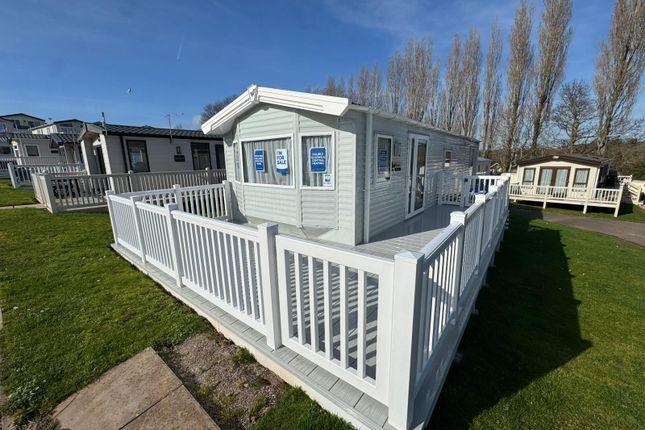 Willerby Richmond, Golden Sands Holiday Park, Dawlish, Dawlish photo 2