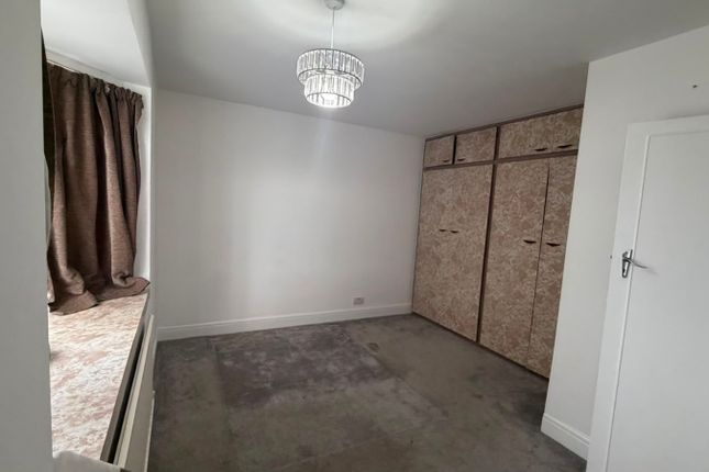 113, Upney Lane, Barking photo 2