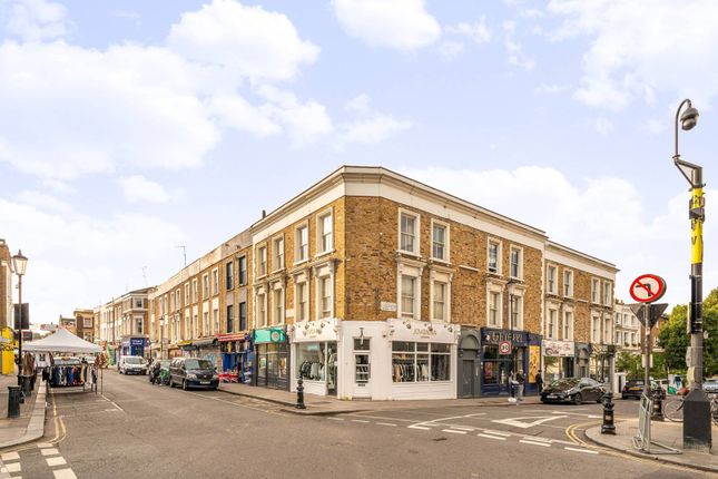 Flat for sale in Lancaster Road, Notting Hill, London