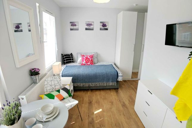 115, Sydney Road, London photo 3