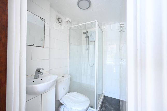 Flat 3 26, Teignmouth Road, London photo 5