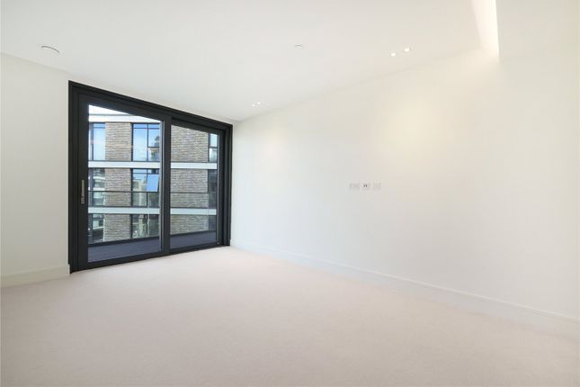 B41 Lighterman Towers, 1, Harbour Avenue, London photo 3