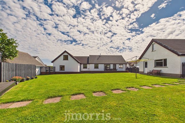4 Bro Deirian, Clynderwen photo 2