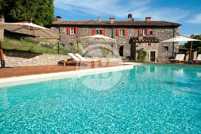 Villa for sale in Montecatini Val Di Cecina, Tuscany, 56040, Italy