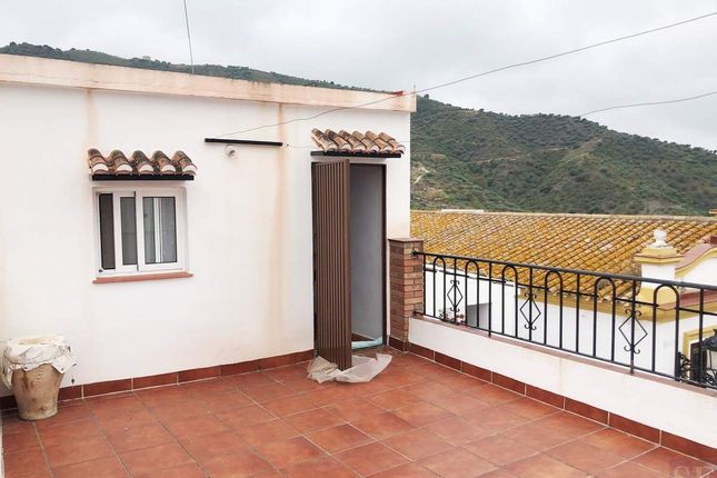 Town house for sale in Arenas, Andalusia, Spain