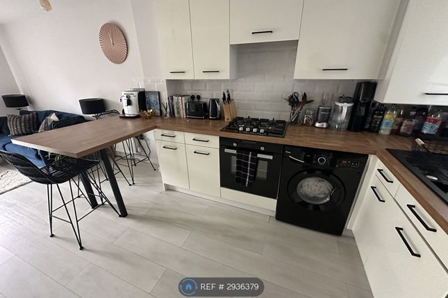 Kirkbride Way, Ingleby Barwick, Stockton-On-Tees photo 5