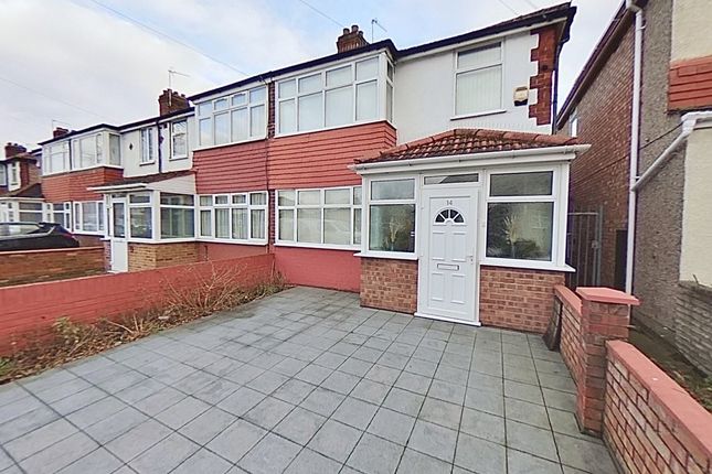 End terrace house for sale in Lansbury Drive, Hayes