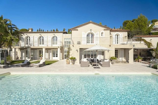 Thumbnail Villa for sale in Mougins, Provence-Alpes-Cote D'azur, 06250, France