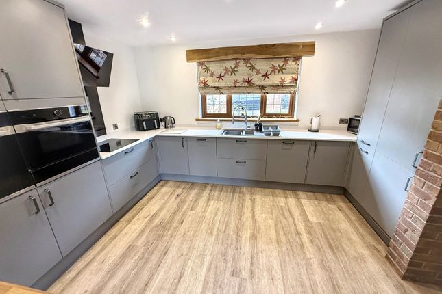 11, Southlands, Minehead photo 3