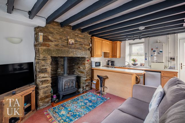 24, Station Road, Blaenau Ffestiniog photo 2