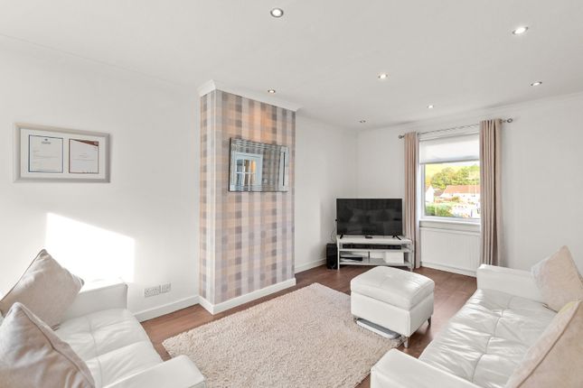 150 Elizabeth Drive, Bathgate, West Lothian photo 3