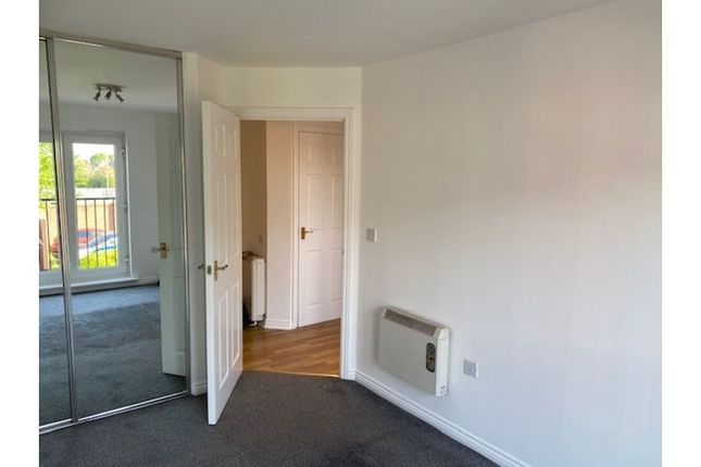 Flat for sale in The Avenue, Wednesbury