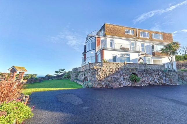 9 Roxburgh, Victoria Road, Brixham photo 2