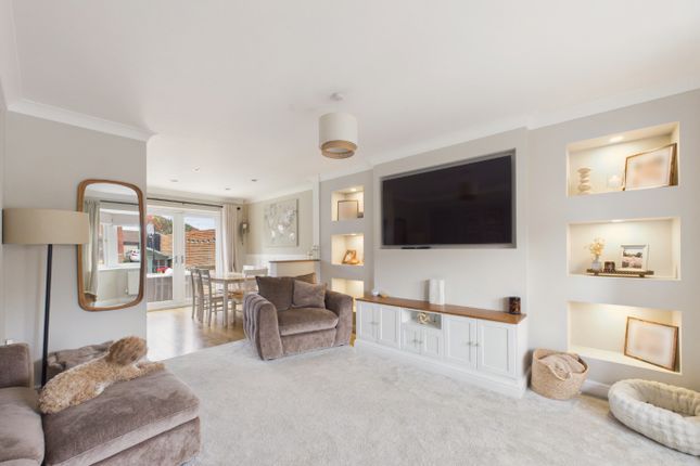 52 Churchill Rise, -, Burstwick photo 3