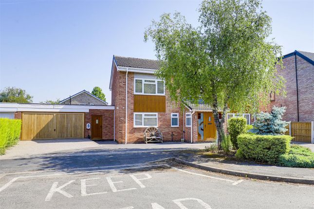 Link-detached house for sale in Eskdale Drive, Aspley, Nottinghamshire