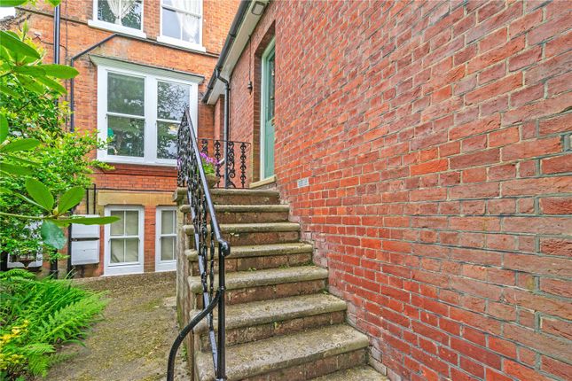 Maisonette for sale in The Cottage, Fitzroy House, 25 Lansdowne Road, Kent