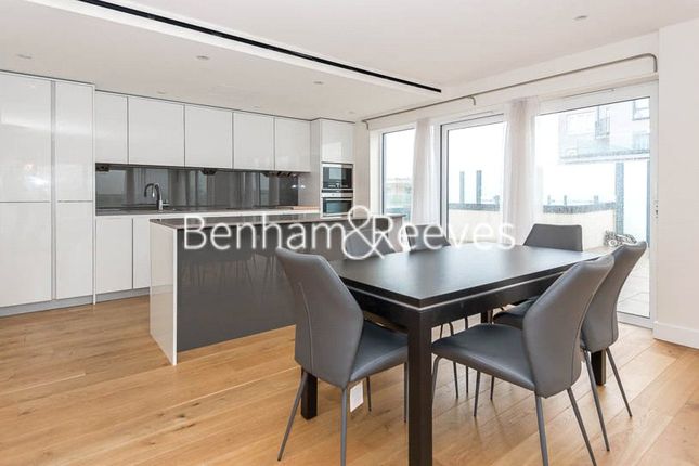 Flat 53, Empire House, 6, East Drive, London photo 2