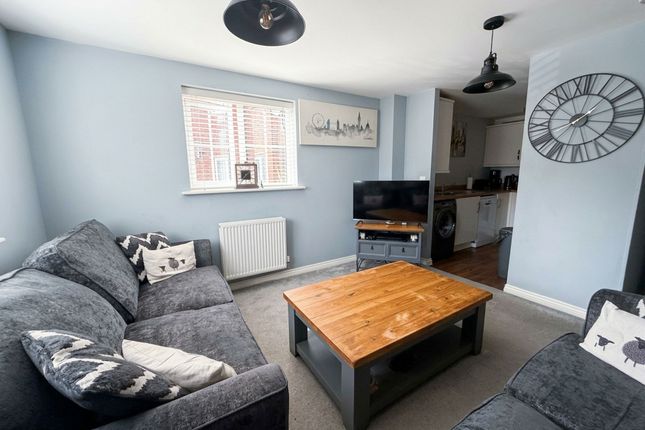 1 Windsor Court, Ipswich photo 5