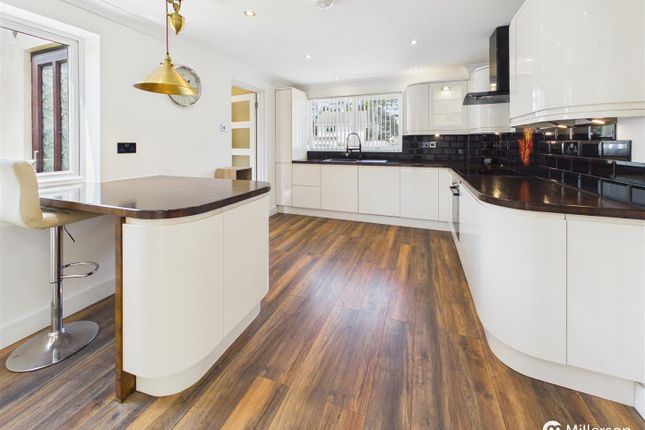 12, Little Treloweth, Redruth photo 3