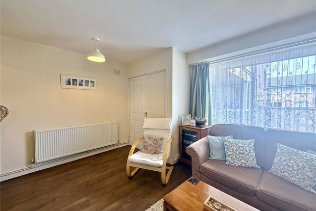 12, Sandringham Court, Southport photo 4