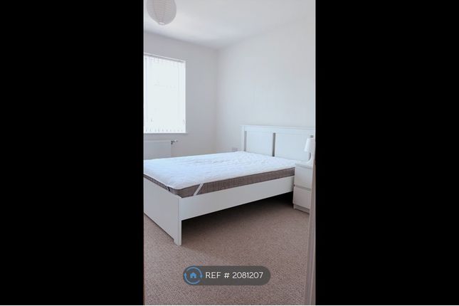 Thumbnail Room to rent in Cotton Close, Colliers Wood/Wimbledon