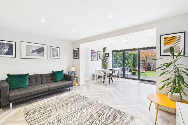 14, Red Kite Road, Chinnor photo 4