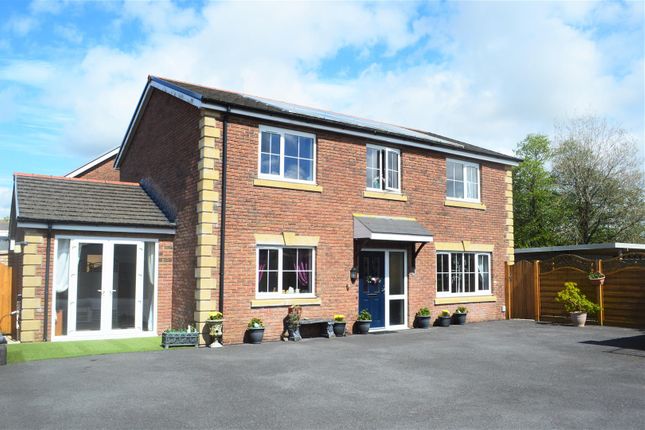 Property for Sale in Llys Anron, Cross Hands, Llanelli SA14 - Buy