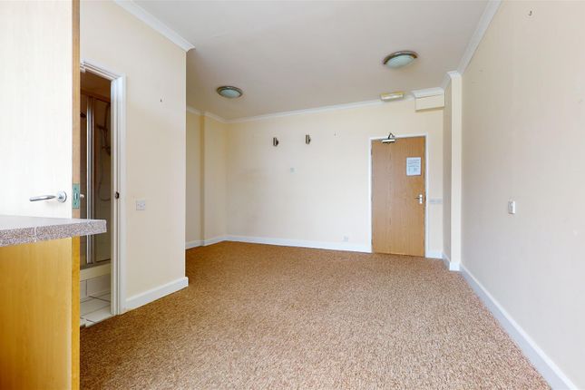 Apartment 8, Maritime House, Southwell Park, Portland photo 4