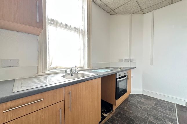 Flat 3, 47, Stourbridge Road, Stourbridge photo 3