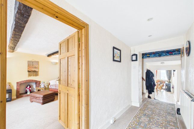 5, The Strand, Pembrokeshire photo 3