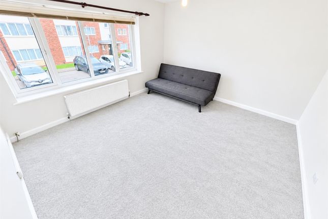 Arosa Drive, Birmingham photo 2