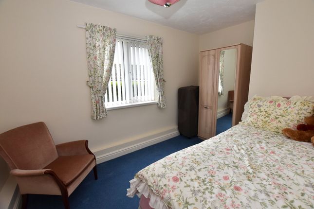 Flat for sale in Maudlin Drive, Teignmouth, Devon