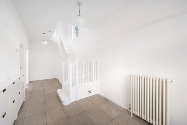 28, Carver Road, London photo 2