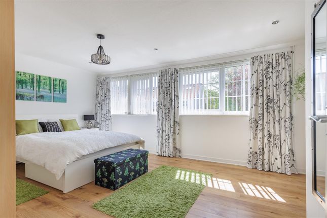 143, Parklands, Coopersale photo 4